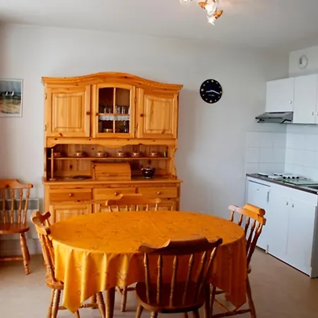 Super Avec Terrasse Sud Et Garage Prive - Fr-1-814-67 Besse-et-Saint-Anastaise